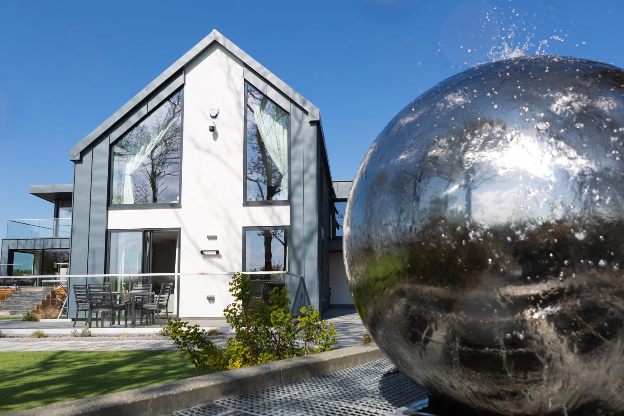 Dafarn Newydd Lodge Llangefni Exterior foto